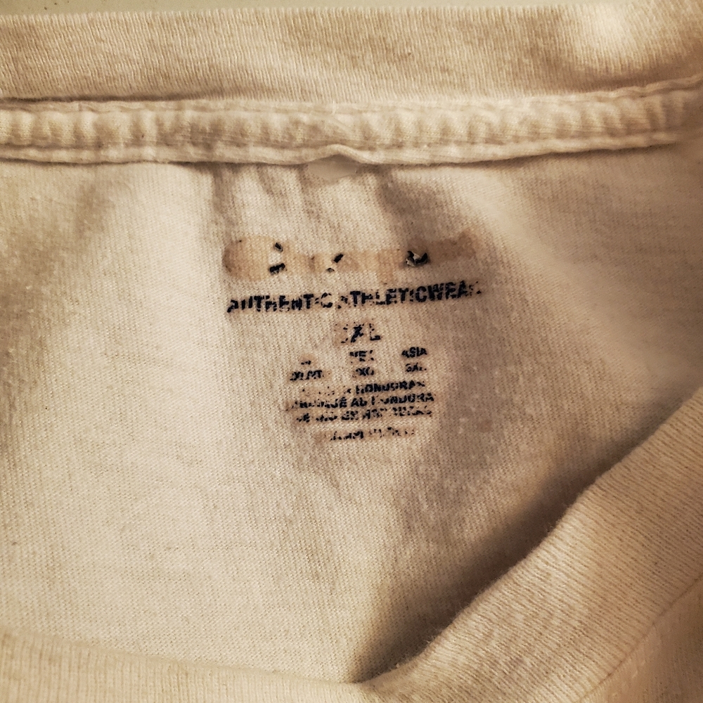 Champion script tee - Picture 4 of 4